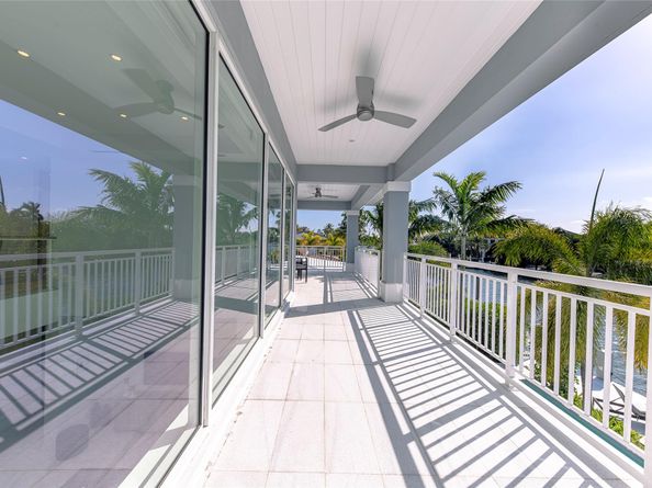 701 Flamingo Dr, Fort Lauderdale FL 33301