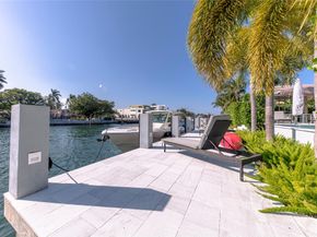 701 Flamingo Dr, Fort Lauderdale FL 33301