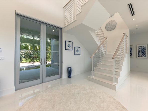 701 Flamingo Dr, Fort Lauderdale FL 33301