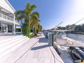 701 Flamingo Dr, Fort Lauderdale FL 33301