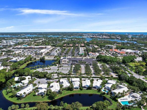 3322 Casseekey Island Road 901, Jupiter FL 33477
