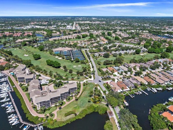 3322 Casseekey Island Road 901, Jupiter FL 33477