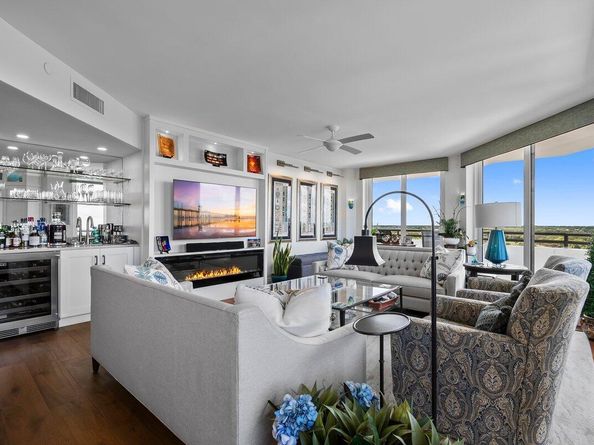 3322 Casseekey Island Road 901, Jupiter FL 33477