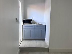 1136 NW 5th Ct, Fort Lauderdale FL 33311