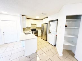 1136 NW 5th Ct, Fort Lauderdale FL 33311