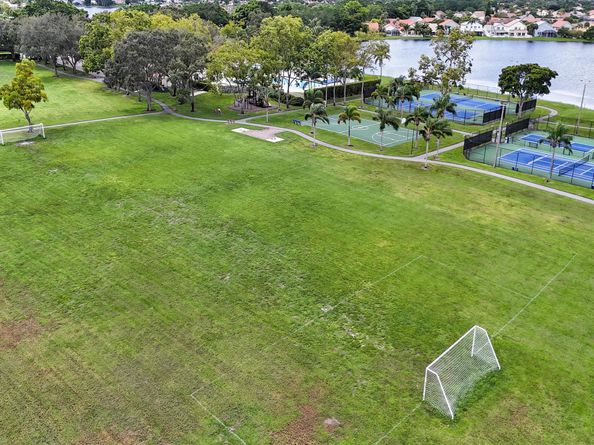 7345 Wescott Terrace, Lake Worth FL 33467
