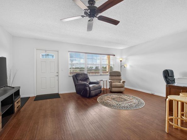 413 Southampton A, West Palm Beach FL 33417