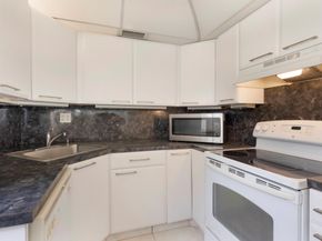 405 Burgundy I, Delray Beach FL 33484