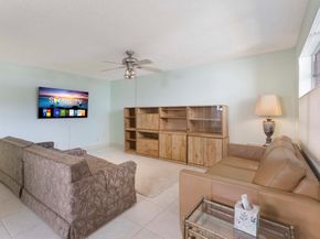 405 Burgundy I, Delray Beach FL 33484