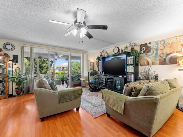 2850 Forest Hills Boulevard 201, Coral Springs FL 33065