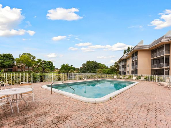2850 Forest Hills Boulevard 201, Coral Springs FL 33065