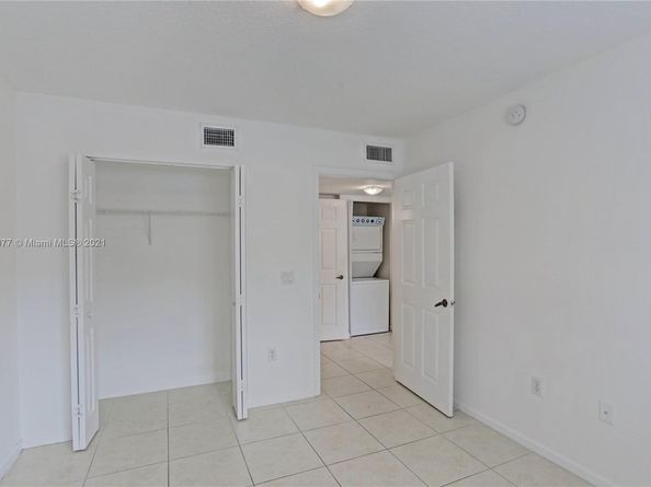 3810 N Jog Road 106, West Palm Beach FL 33411