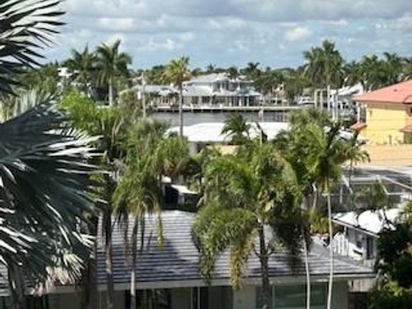 2300 NE 33rd Ave 403, Fort Lauderdale FL 33305