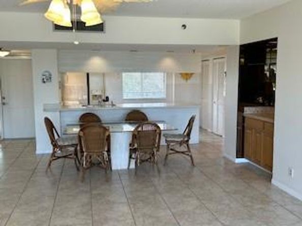 2300 NE 33rd Ave 403, Fort Lauderdale FL 33305