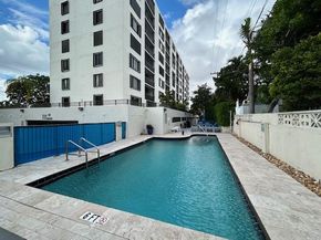 2300 NE 33rd Ave 403, Fort Lauderdale FL 33305