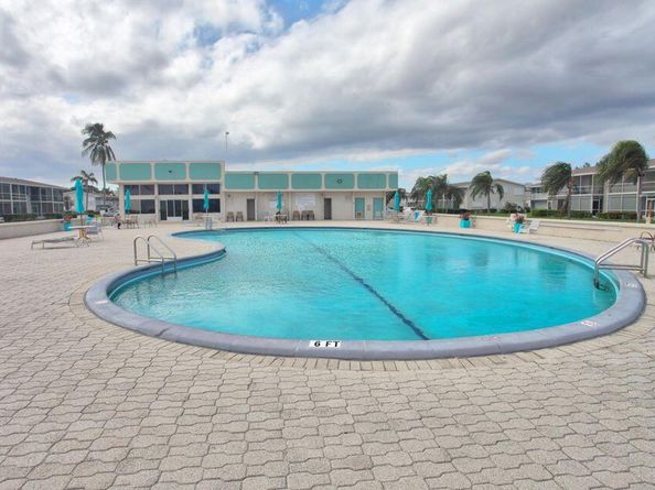 200 Horizons W 111, Boynton Beach FL 33435