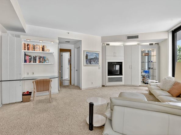 20310 Fairway Oaks Drive 124, Boca Raton FL 33434