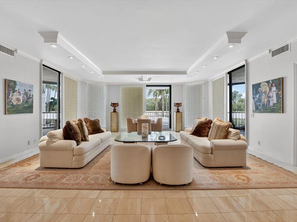 20310 Fairway Oaks Drive 124, Boca Raton FL 33434