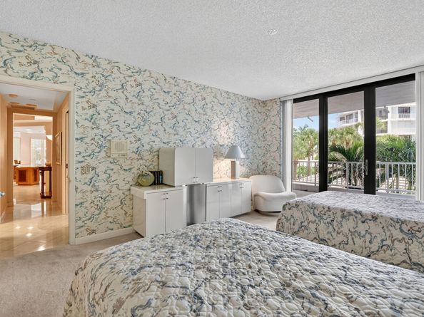 20310 Fairway Oaks Drive 124, Boca Raton FL 33434