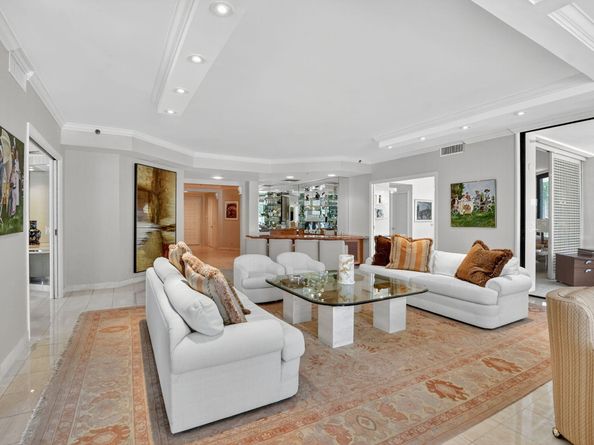 20310 Fairway Oaks Drive 124, Boca Raton FL 33434