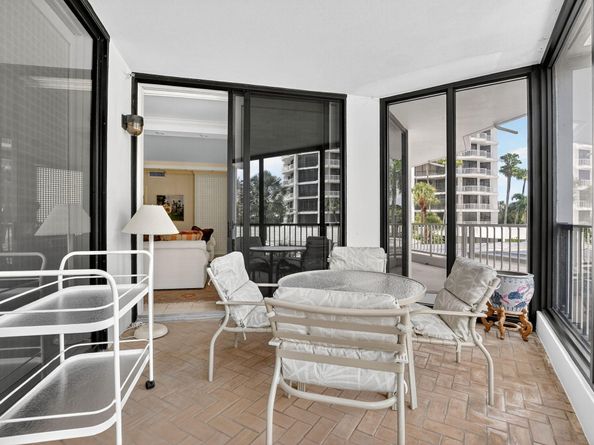 20310 Fairway Oaks Drive 124, Boca Raton FL 33434