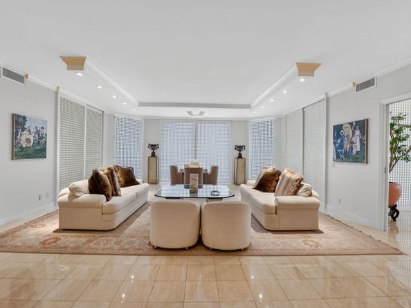 20310 Fairway Oaks Drive 124, Boca Raton FL 33434
