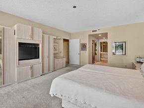 20310 Fairway Oaks Drive 124, Boca Raton FL 33434