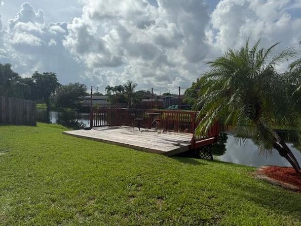 9260 NW 21st Mnr, Sunrise FL 33322