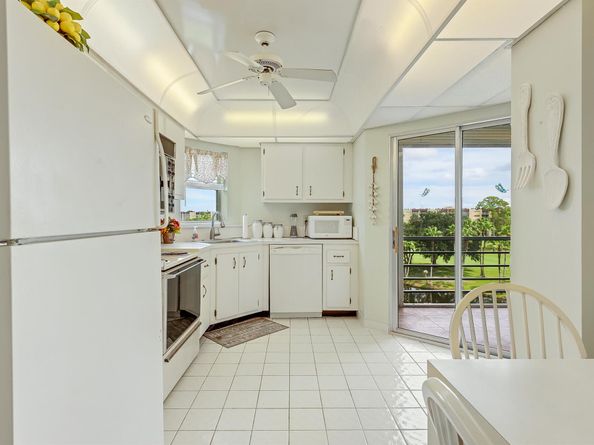 3595 Birdie Drive 504, Lake Worth FL 33467