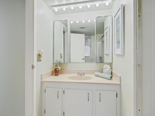 3595 Birdie Drive 504, Lake Worth FL 33467