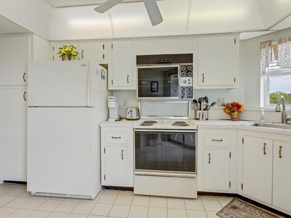 3595 Birdie Drive 504, Lake Worth FL 33467
