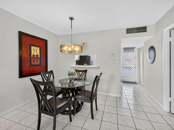 4431 NW 16th Street H207, Lauderhill FL 33313
