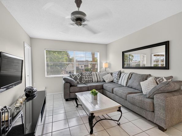 4431 NW 16th Street H207, Lauderhill FL 33313