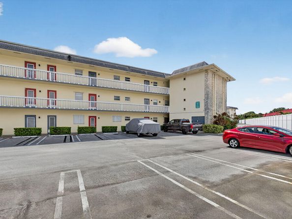 4431 NW 16th Street H207, Lauderhill FL 33313