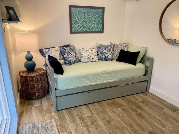 441 35th St, West Palm Beach FL 33407