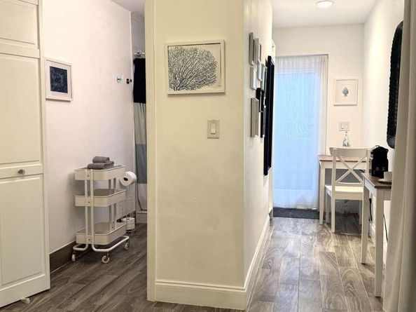 441 35th St, West Palm Beach FL 33407