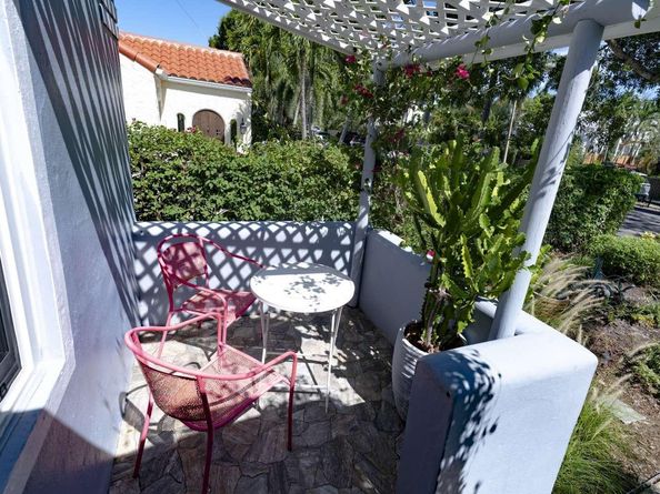 441 35th St, West Palm Beach FL 33407