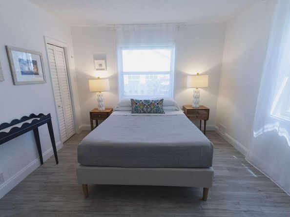 441 35th St, West Palm Beach FL 33407