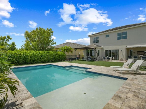 15715 Goldfinch Circle, Westlake FL 33470