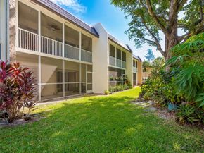 150 Lake Meryl Drive 143, West Palm Beach FL 33411