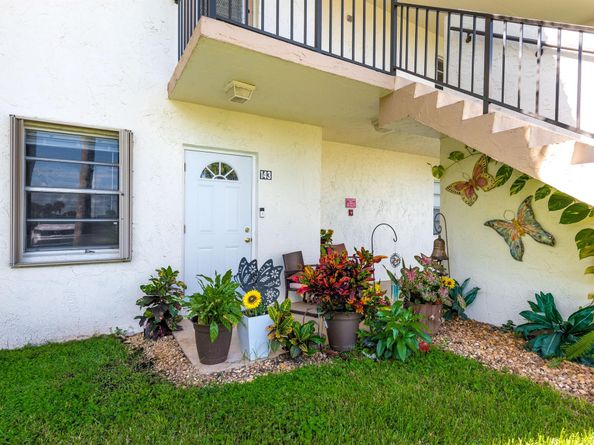 150 Lake Meryl Drive 143, West Palm Beach FL 33411