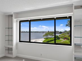 7020 Half Moon Circle 205, Hypoluxo FL 33462
