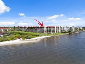 7020 Half Moon Circle 205, Hypoluxo FL 33462