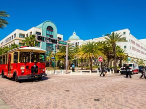 7020 Half Moon Circle 205, Hypoluxo FL 33462