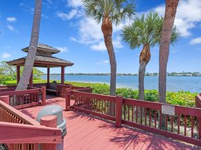 7020 Half Moon Circle 205, Hypoluxo FL 33462