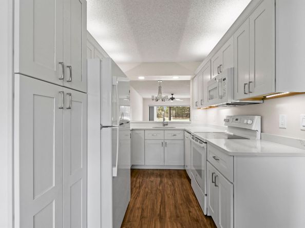 1001- B Pinecrest Circle, Jupiter FL 33458