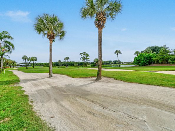 1001- B Pinecrest Circle, Jupiter FL 33458