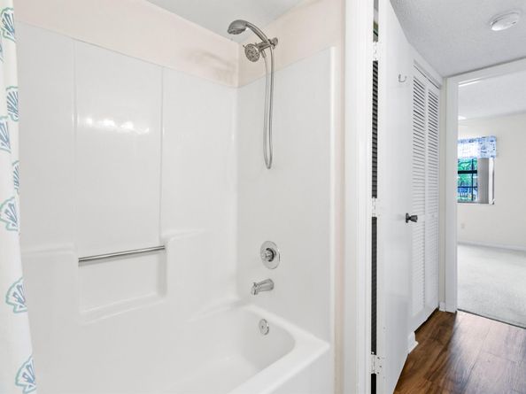 1001- B Pinecrest Circle, Jupiter FL 33458