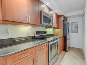 3000 N Ocean Drive 25c, Singer Island FL 33404