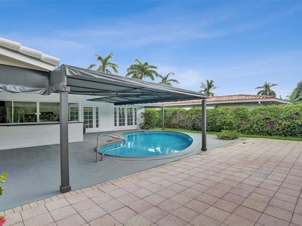 2210 NE 61st Ct, Fort Lauderdale FL 33308